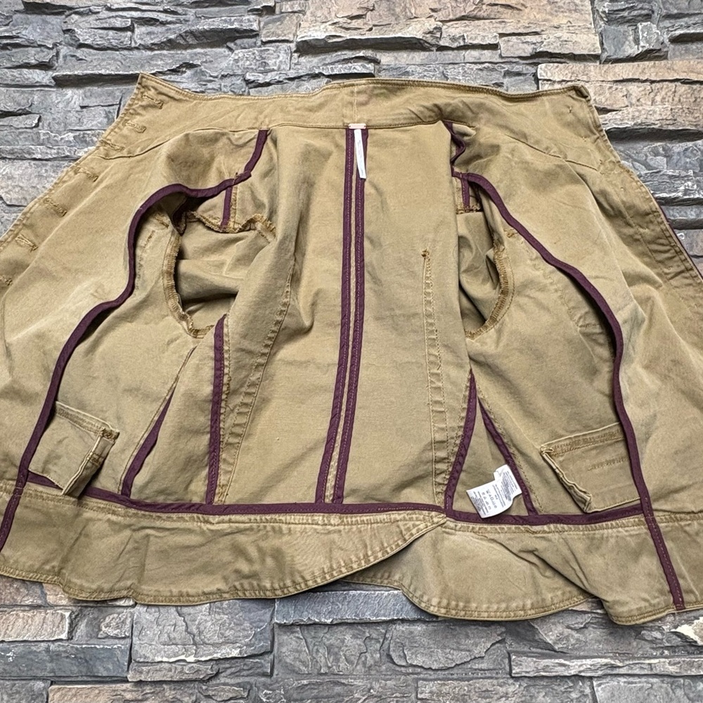 Free People Military-Style Khaki Jacket with Burgundy Trim - Picture 5 of 13
